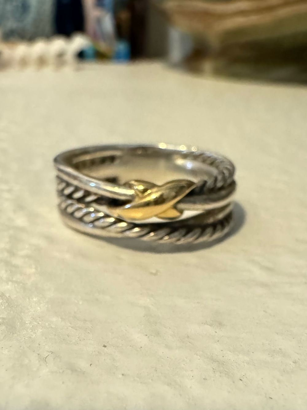 🎀 David Yurman Two-Tone Braided Stack Ring - Silver and Gold Accent
Size 7